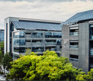 solar roof tiles vs traditional panels